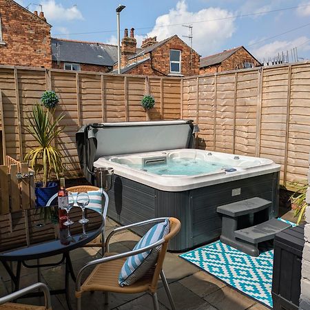 Seaside Escapes - With Relaxing Hot Tub! Vila Scarborough Exterior foto